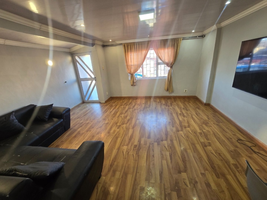 4 Bedroom Property for Sale in Portlands Western Cape